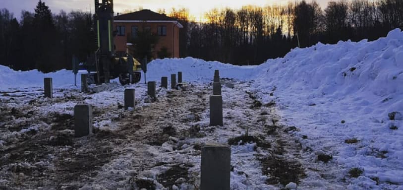 Фундамент на забивных ЖБ сваях